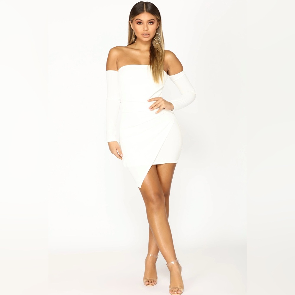 NWOT FashionNova Feelin' My Vibe Midi Dress